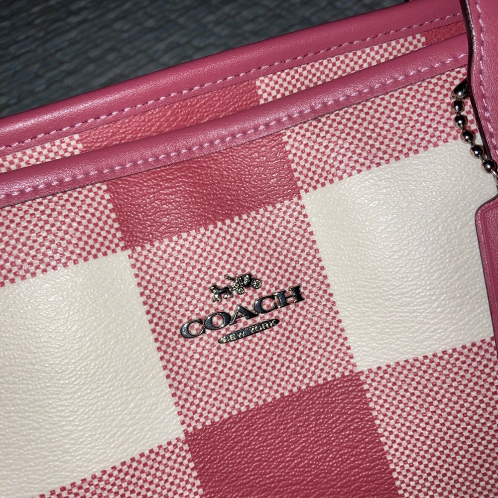 *** SOLD SOLD SOLD ***NWOT-COACH GINGHAM TOTE- signature - Picture 4 of 16